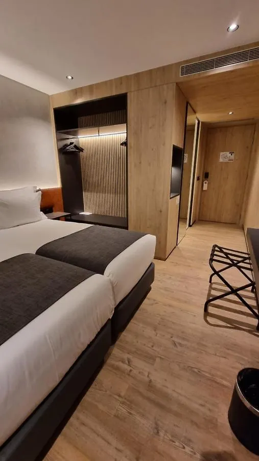 ליסבון Hotel Principe Avila 4*,