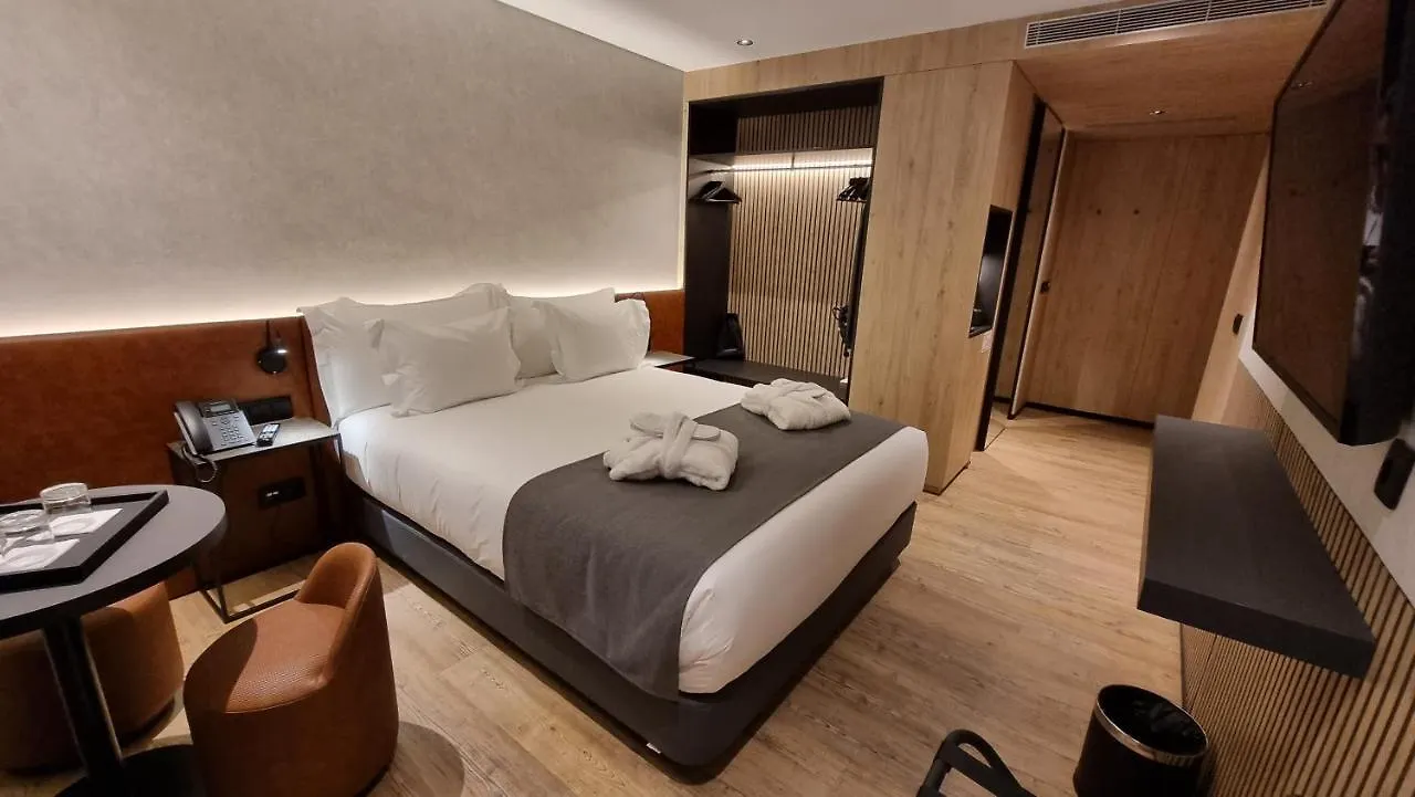 ליסבון Hotel Principe Avila